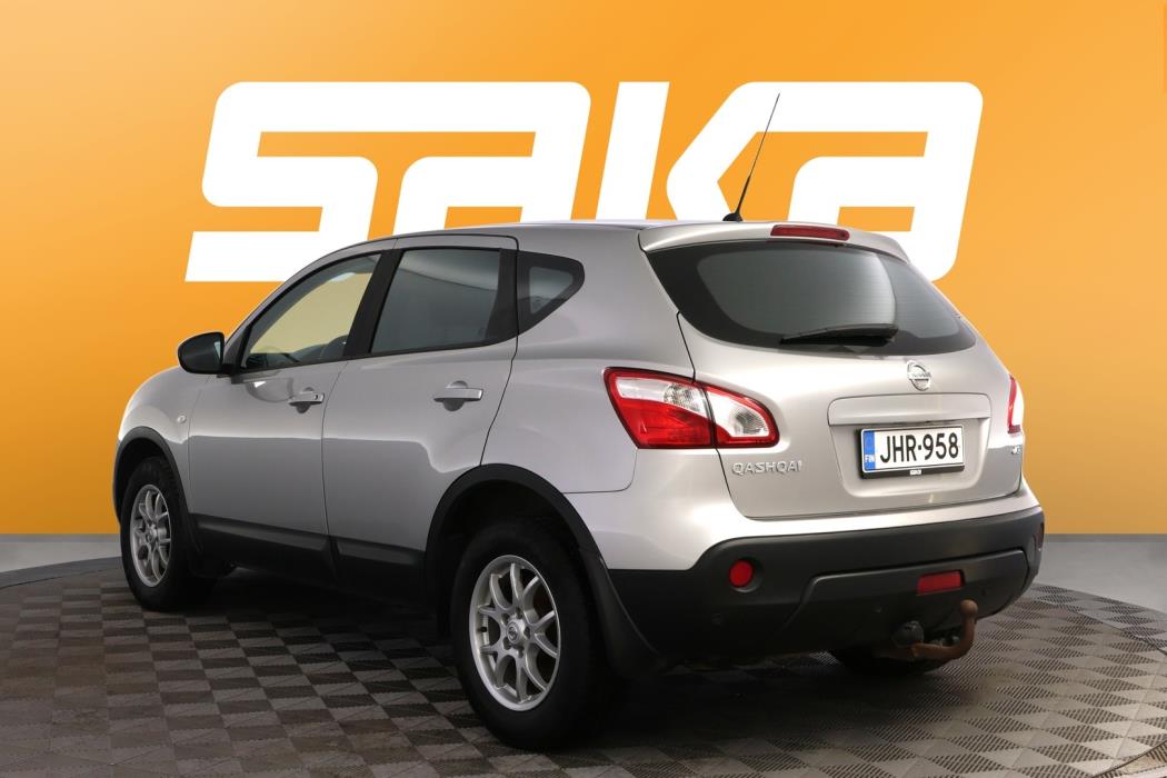 NISSAN Qashqai 2011