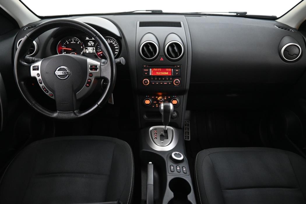NISSAN Qashqai 2011