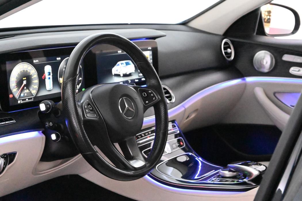 MERCEDES-BENZ E 2017