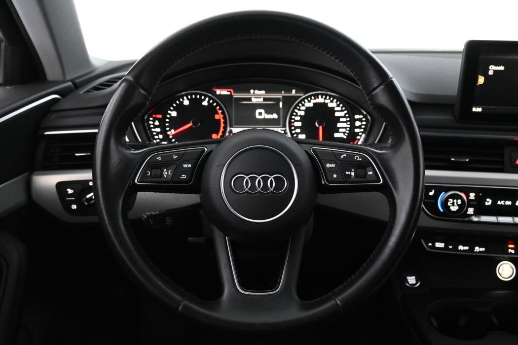 AUDI A4 2016