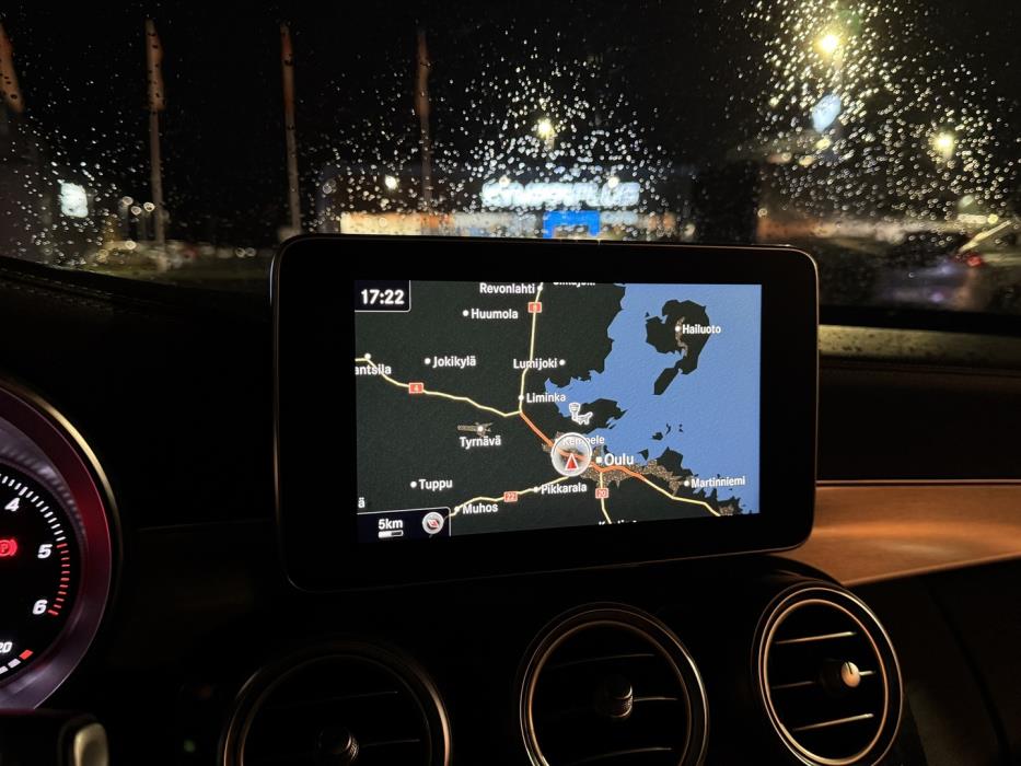 MERCEDES-BENZ C 2015