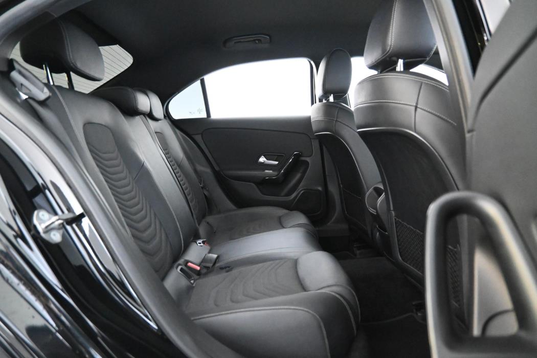 MERCEDES-BENZ A 2019