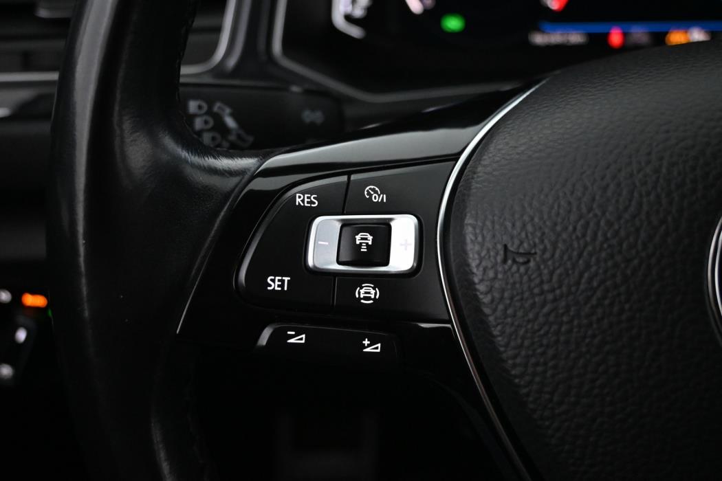 VOLKSWAGEN T-Roc 2020