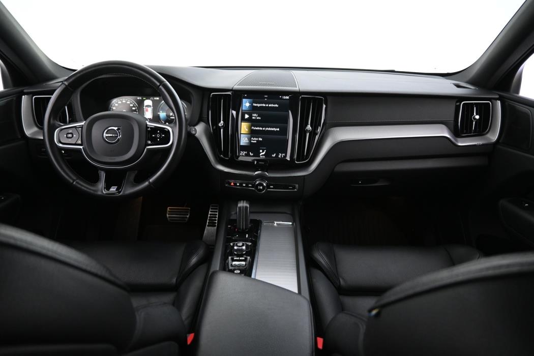 VOLVO XC60 2020