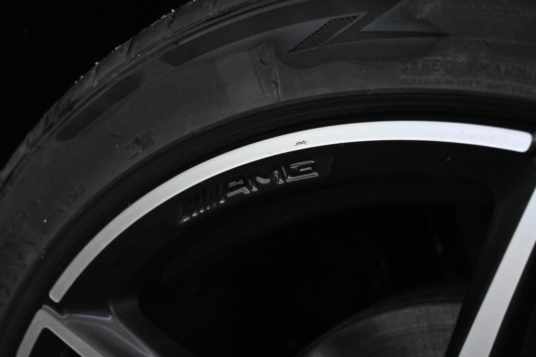 MERCEDES-BENZ E 2018