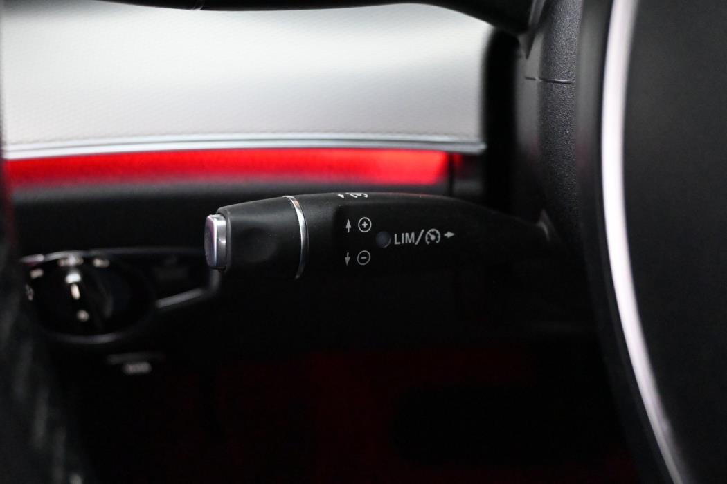 MERCEDES-BENZ E 2018