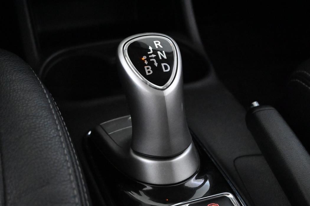 MITSUBISHI Outlander PHEV 2014