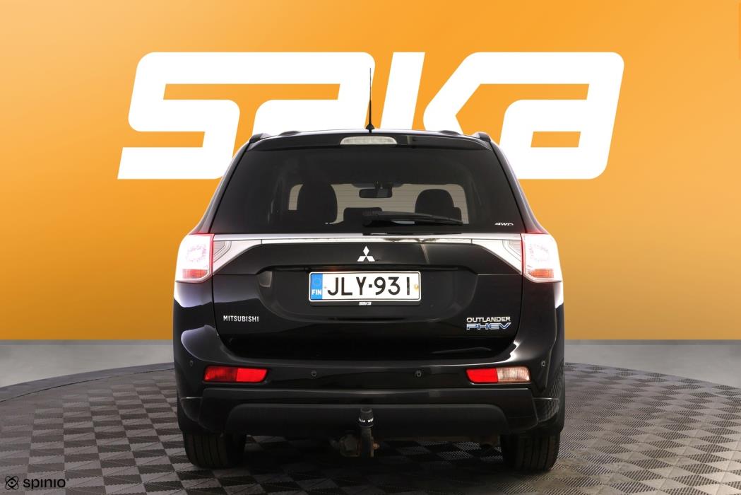 MITSUBISHI Outlander PHEV 2014
