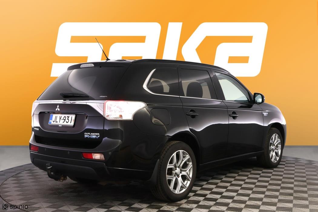 MITSUBISHI Outlander PHEV 2014