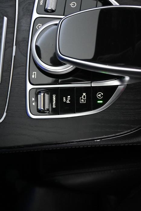 MERCEDES-BENZ E 2017