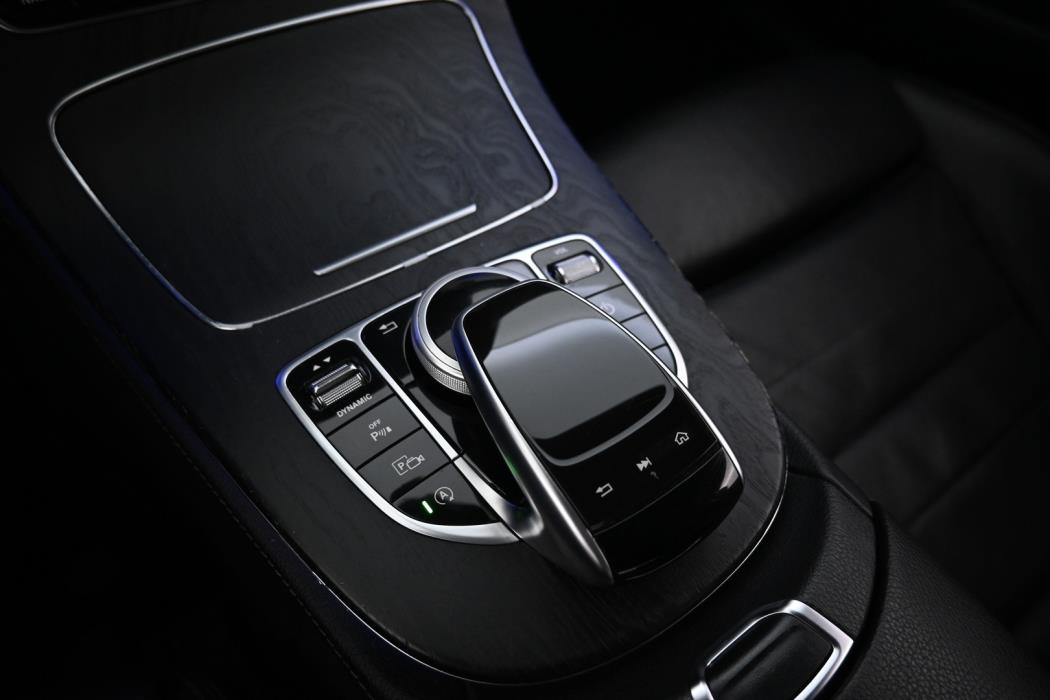 MERCEDES-BENZ E 2017
