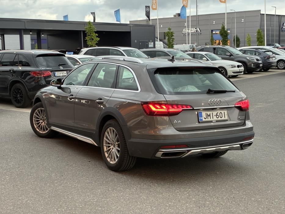AUDI A4 ALLROAD 2021