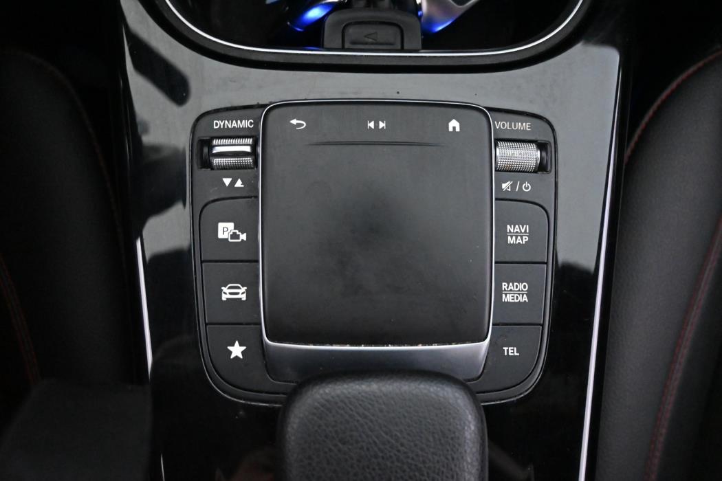 MERCEDES-BENZ CLA 2023