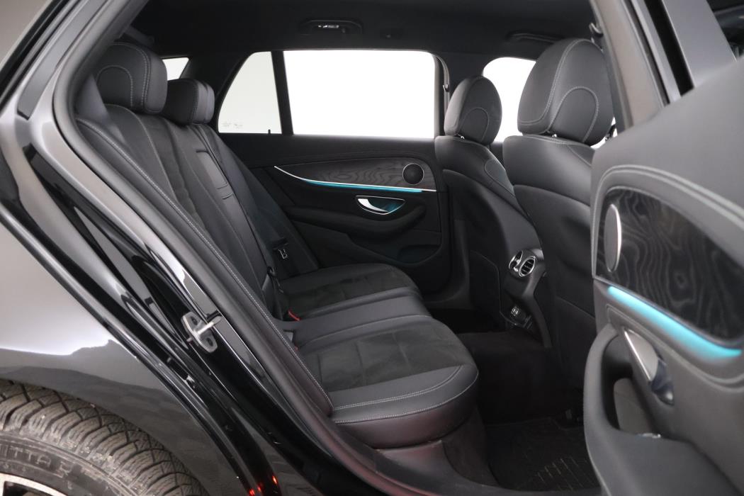 MERCEDES-BENZ E 2020