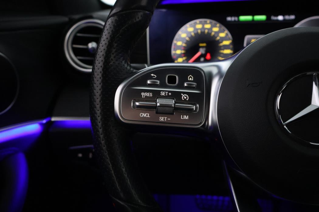 MERCEDES-BENZ E 2020