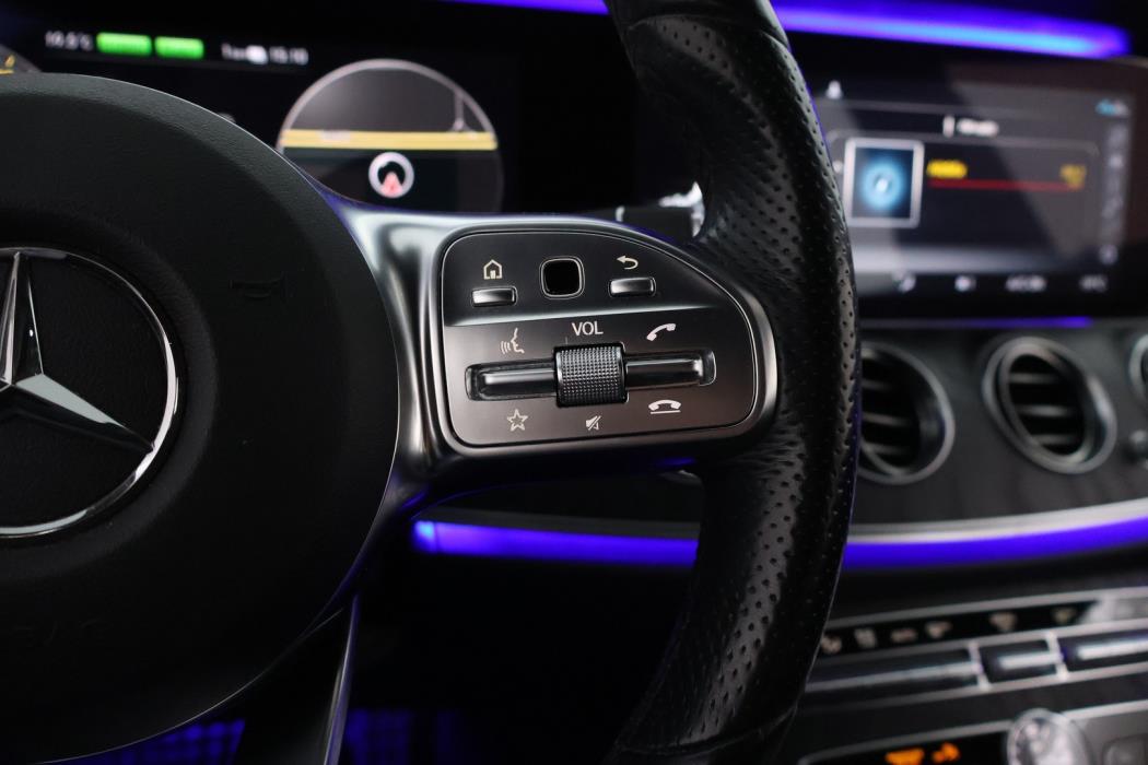 MERCEDES-BENZ E 2020