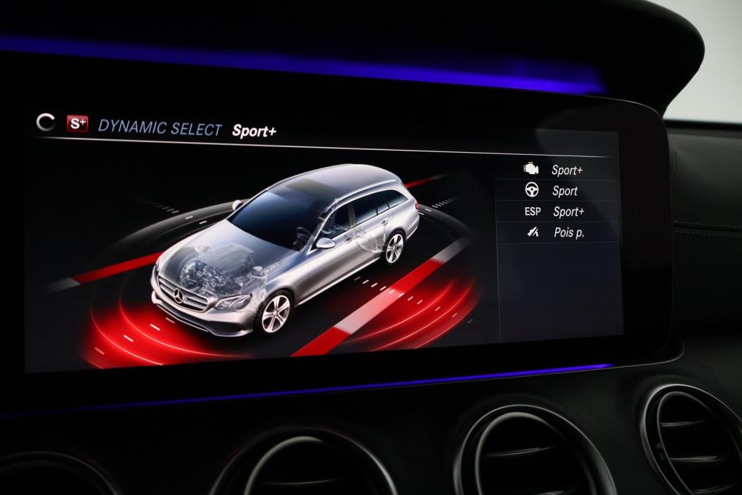 MERCEDES-BENZ E 2020