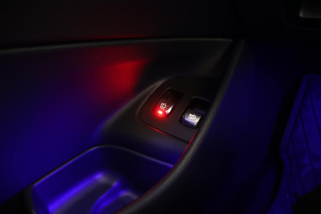 MERCEDES-BENZ E 2020