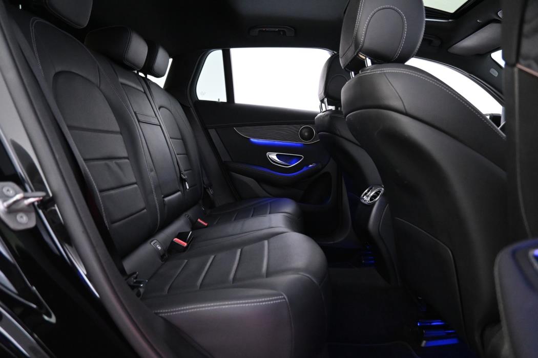 MERCEDES-BENZ EQC 2021