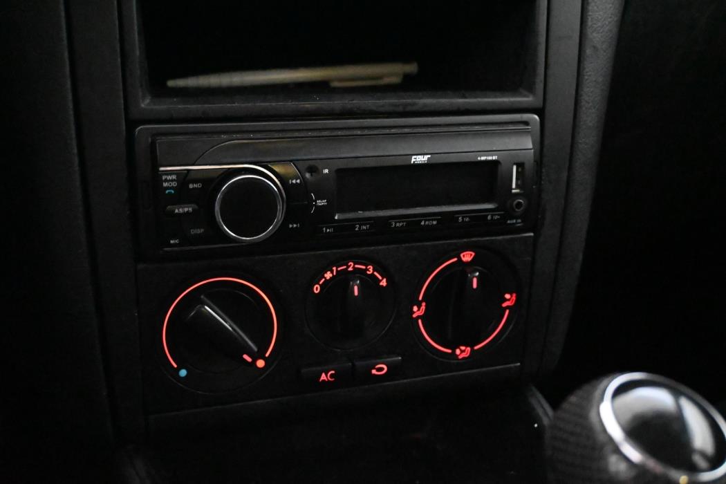 VOLKSWAGEN GOLF 2002