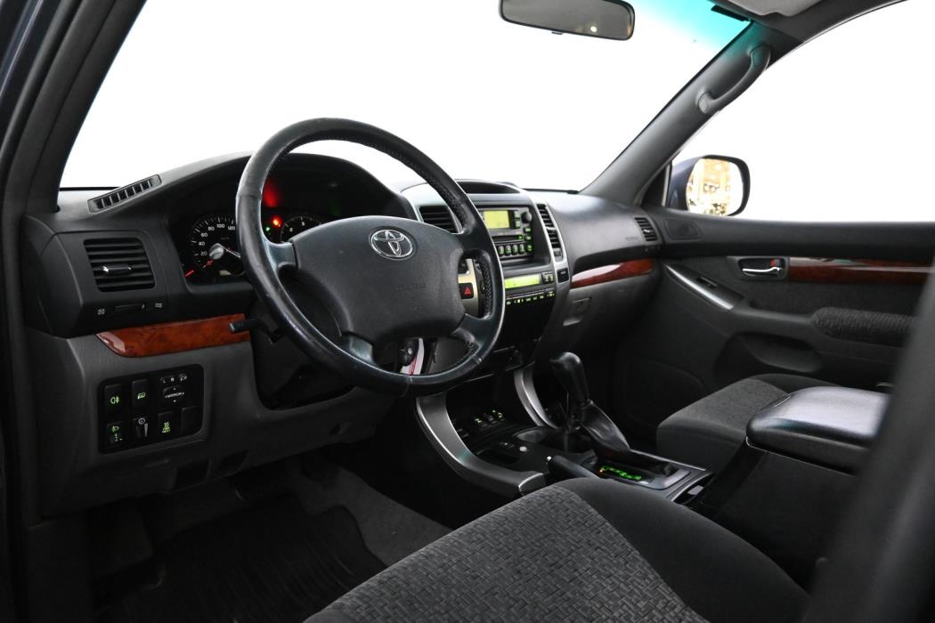 TOYOTA Land Cruiser 2007