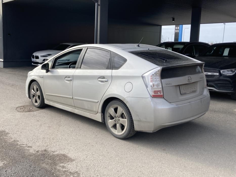 TOYOTA Prius 2010