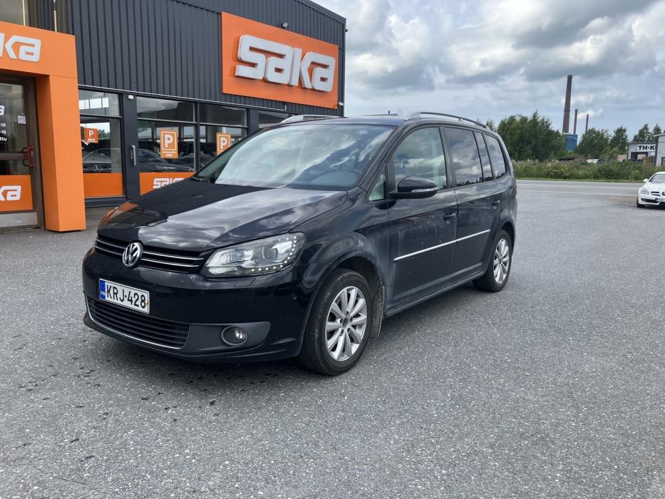 VOLKSWAGEN Touran 2012