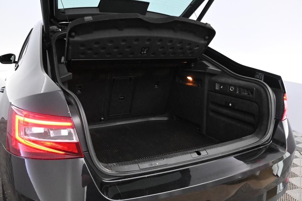 SKODA Superb 2017