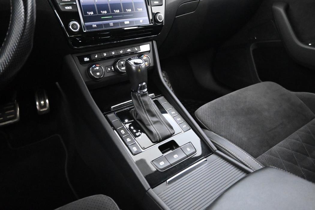SKODA Superb 2017