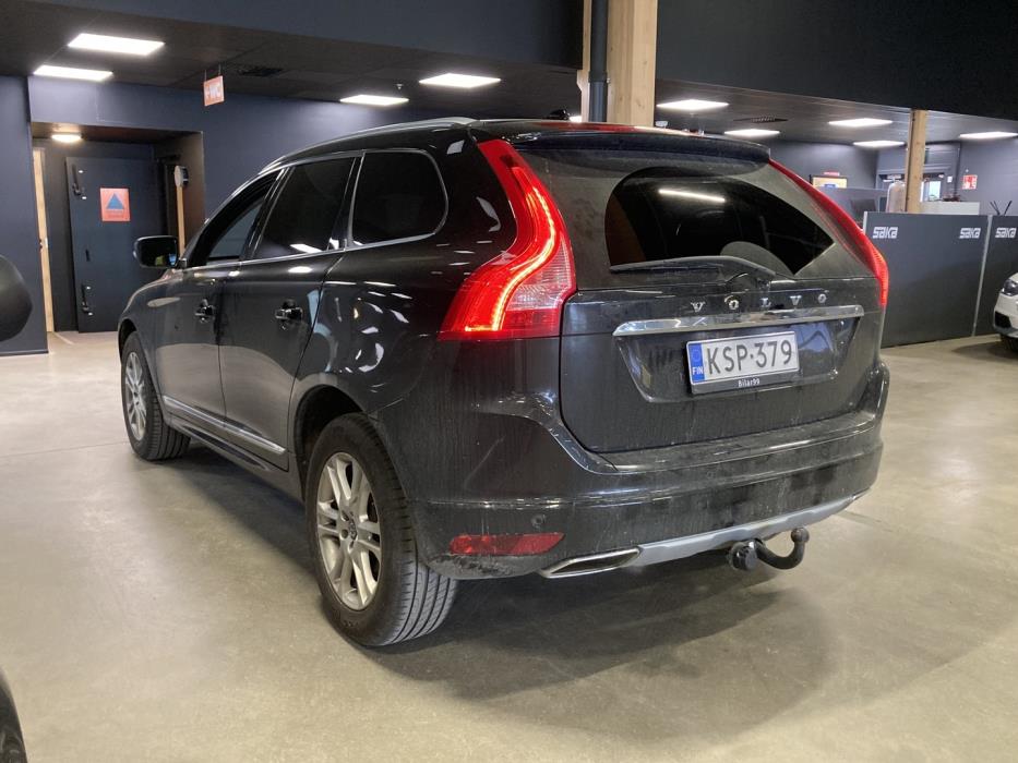 VOLVO XC60 2017