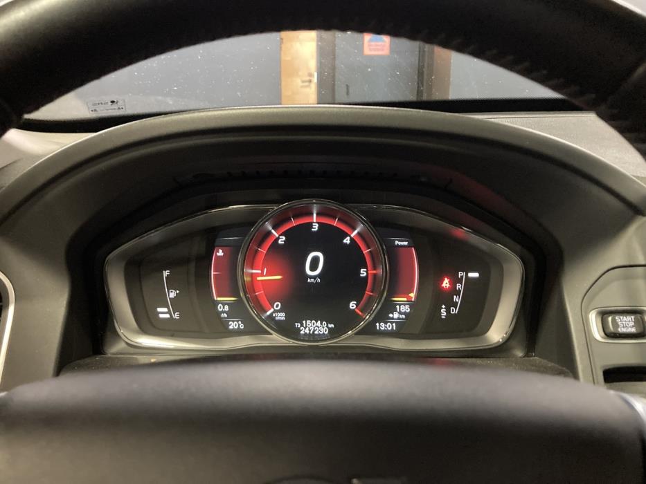 VOLVO XC60 2017