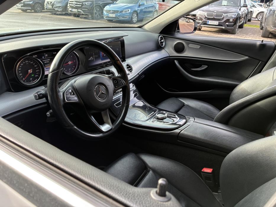 MERCEDES-BENZ E 2018