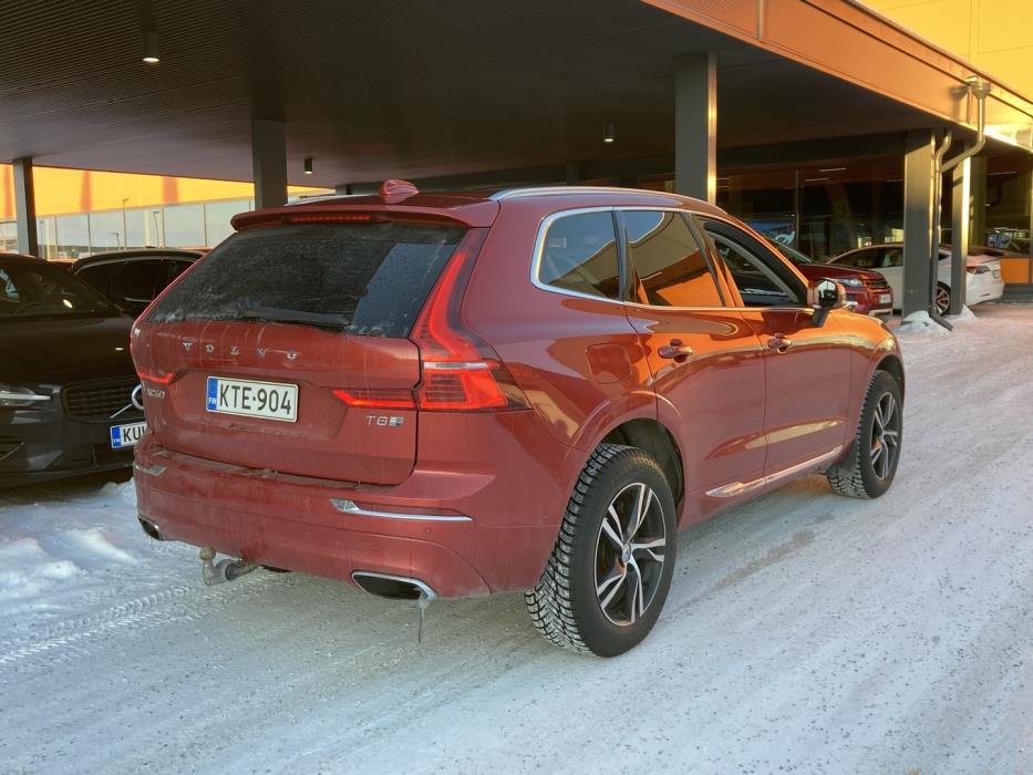 VOLVO XC60 2018