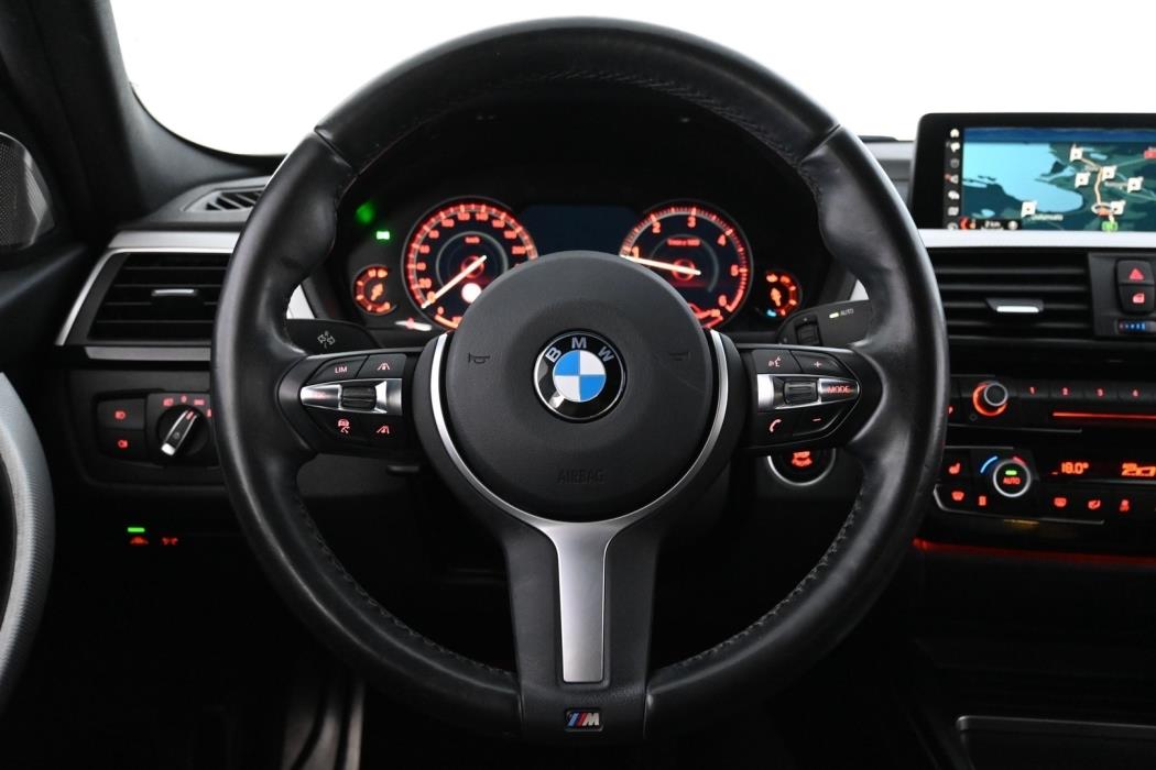 BMW 320 2018