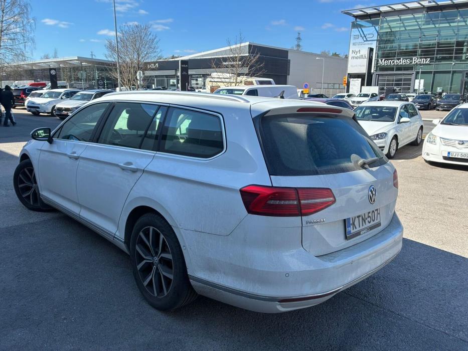 VOLKSWAGEN Passat 2019