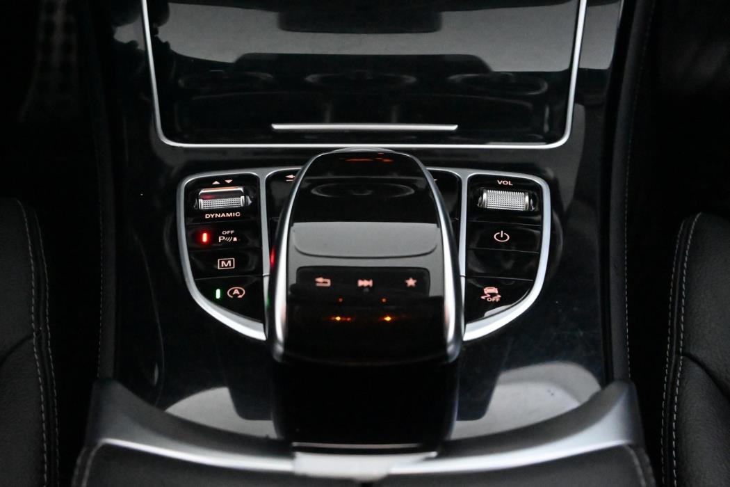 MERCEDES-BENZ GLC 2016