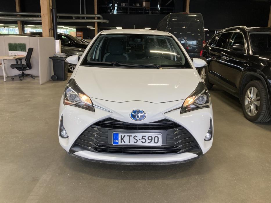 TOYOTA Yaris 2020