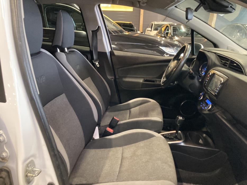 TOYOTA Yaris 2020