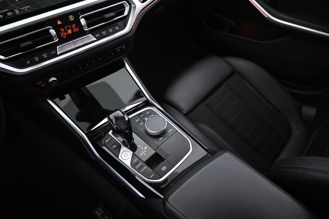 BMW 320 2021