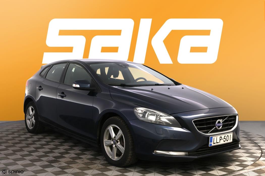 VOLVO V40 2013
