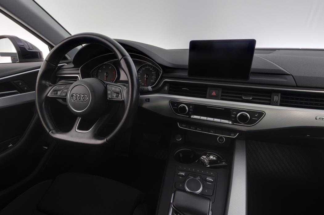 AUDI A4 2016
