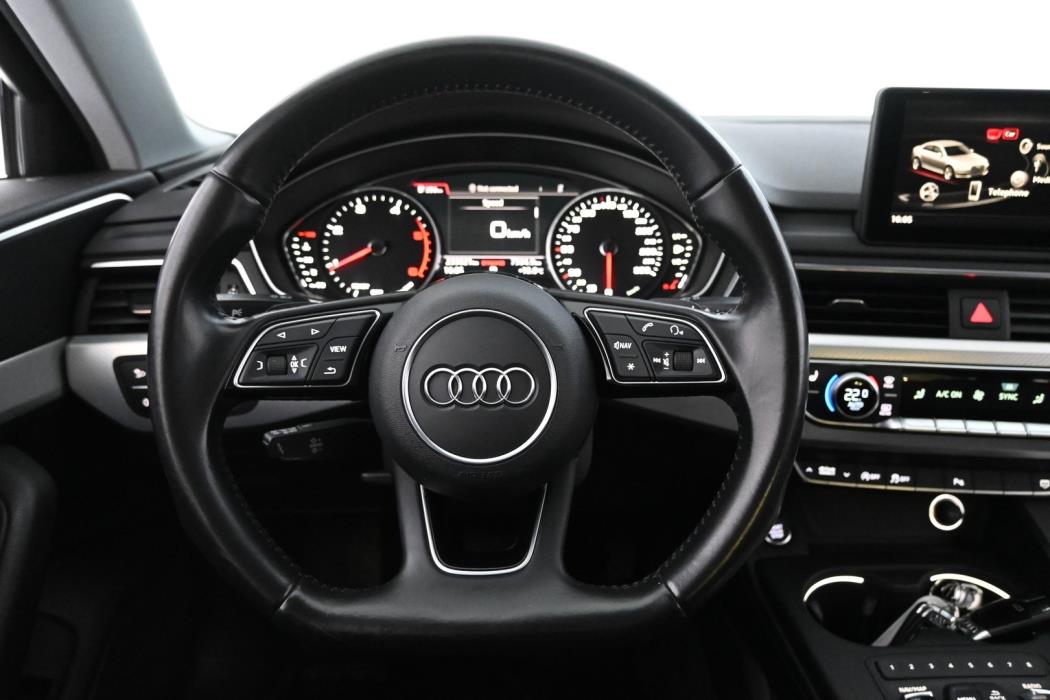 AUDI A4 2016
