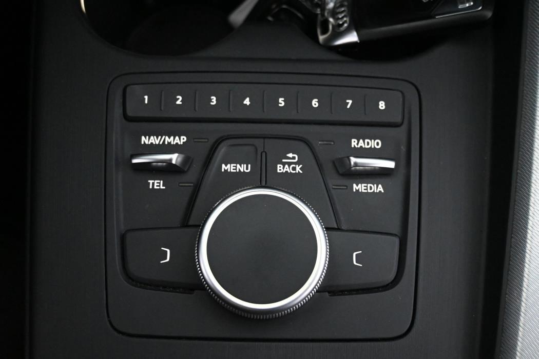 AUDI A4 2016
