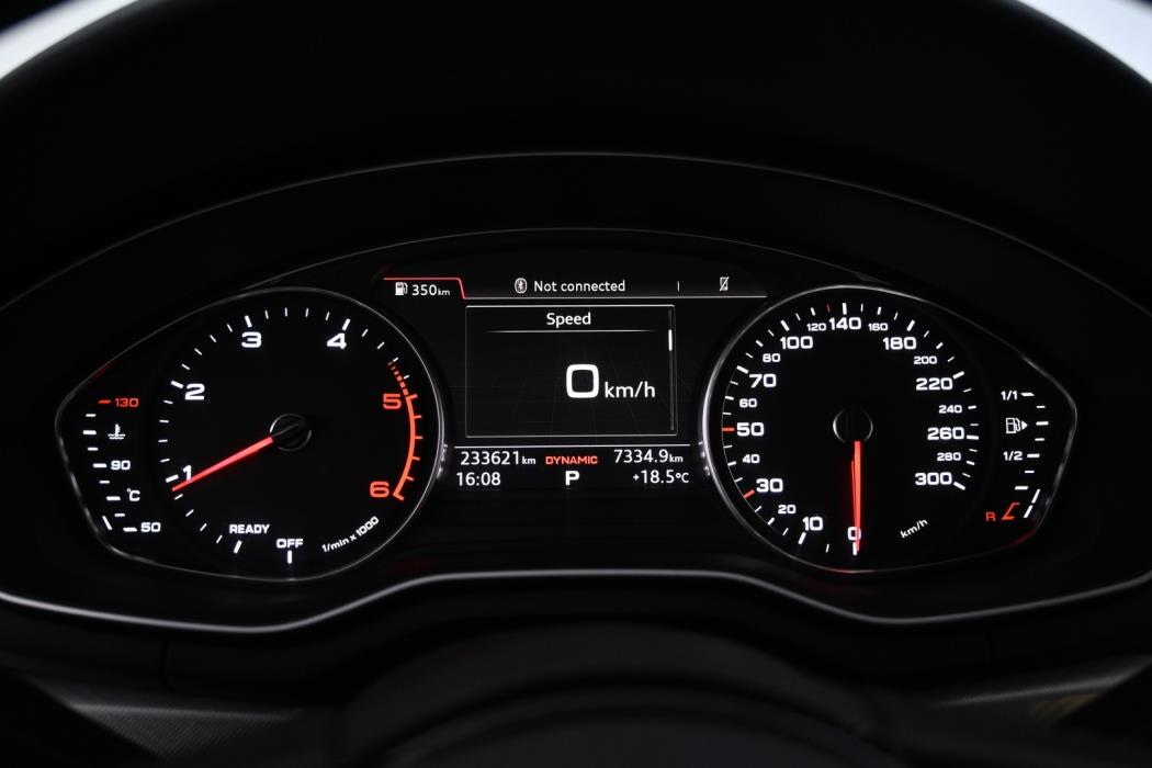 AUDI A4 2016
