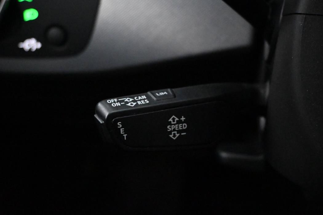 AUDI A4 2016