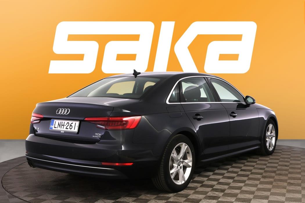 AUDI A4 2016