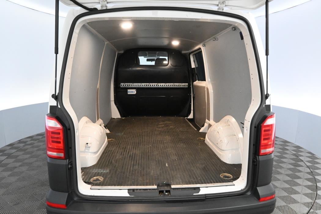 VOLKSWAGEN Transporter 2016