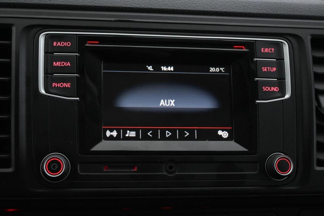 VOLKSWAGEN Transporter 2016