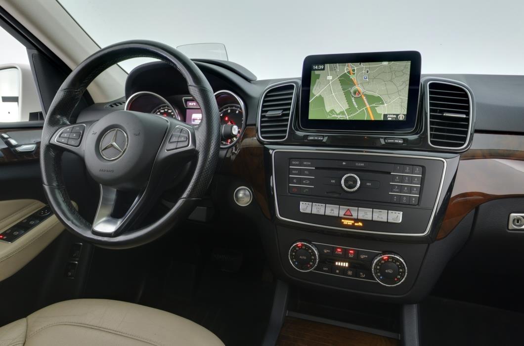 MERCEDES-BENZ GLE 2017