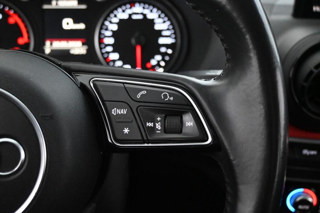 AUDI Q2 2017